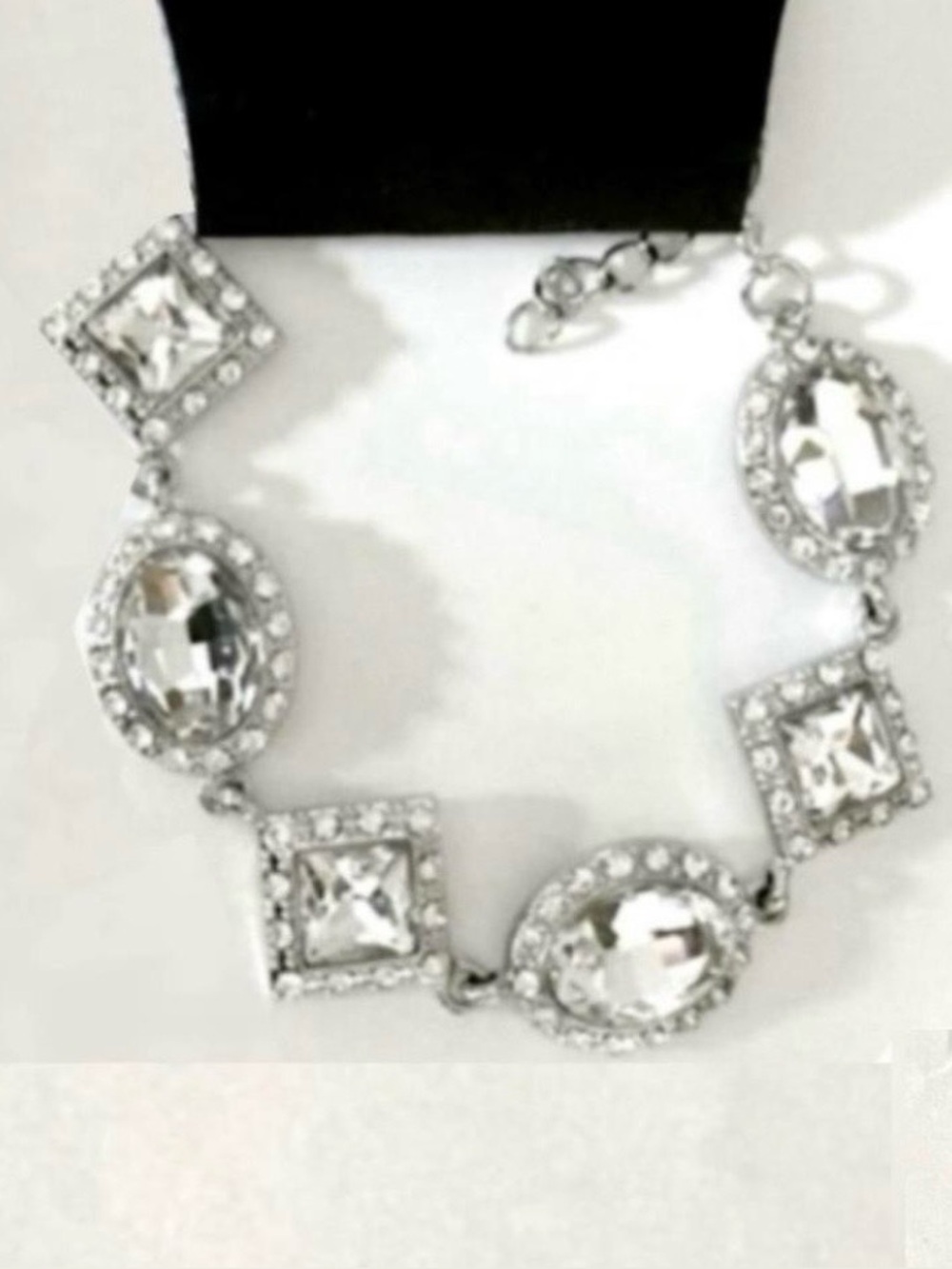 Paparazzi Geometric Rhinestone Jewelry Set - Picture 6 of 15